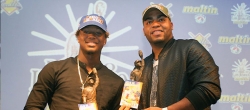 JESÚS AGUILAR Y RONALD ACUÑA JR. RECIBIERON EL PREMIO LUIS APARICIO