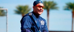 Miguel Cabrera cerca de comenzar a jugar