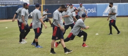 Con 12 peloteros Tigres inició sus entrenamientos