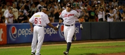 Tigres remontó ante Tiburones y se lució en casa