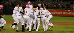 Molina mató la partida y le dio el cuarto triunfo en fila a los Tigres