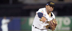 Tigres defendió su feudo con buen pitcheo y bateo oportuno